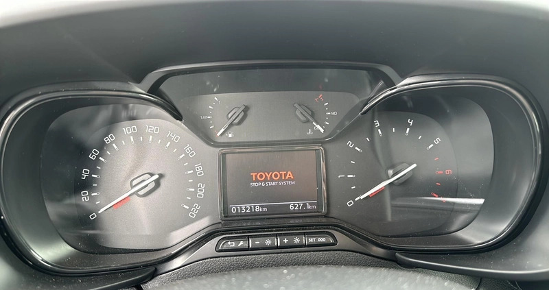 Toyota Proace City Verso cena 106000 przebieg: 13400, rok produkcji 2022 z Nowogród małe 137